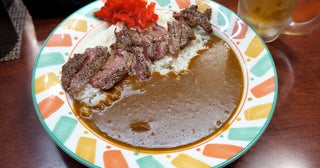 【ステーキカレー】まさかの毎日サービス価格!? 老舗庶民派カレー店「ふくてい」のステーキカレーがお得すぎ：パリッコ『今週のハマりメシ』第185回