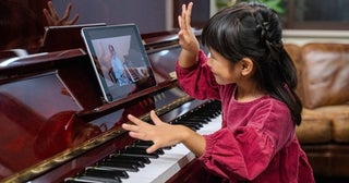 遊ぶように学べる育成型コーチング！オンライン音楽レッスン「OTOLIV Lesson Online」