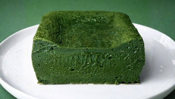 1時間で200個売れた。大人気の「濃厚抹茶テリーヌ」が1年ぶりに再販決定