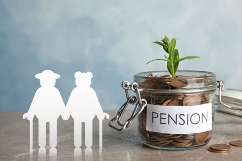 【令和8年度最新】ついに国民年金が「満額7万円台」に！ 厚生年金は“夫婦2人”でいくら支給される？“増額の背景”と注意点もあわせて「改定後の年金額」を確認