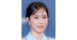 33歳の“美肩”出しキャミワンピ姿がまぶしい…本田翼、“美人度”炸裂の誕生日カットに「魅力増してる」