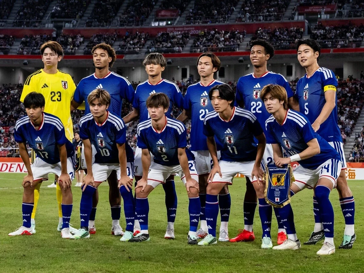 【サッカー日本代表】塩貝健人らＡ代表組とアジア大会銀メンバー福田正博が成長を楽しみにする「ロス五輪世代」