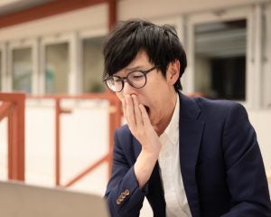 「春になると、なぜかずっとだるい・眠い…」睡眠の専門医が警告する“NG習慣”