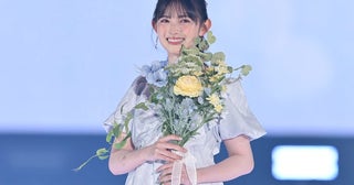 超ときめき宣伝部・菅田愛貴、淡色フレアワンピ×ポニーテールで夏全開【GirlsAward 2025SS】