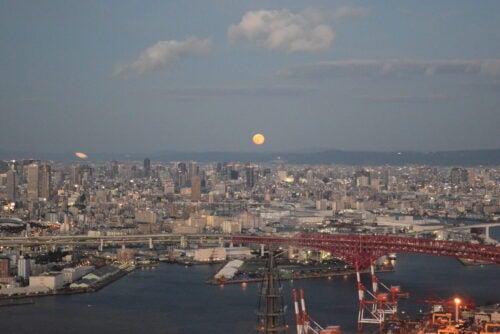 スズキナオ日が沈んで夜になるまでずっと見る