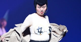 あぁ～しらき「TGC香川」で衣装脱ぎ捨てネタ披露 “癒着”疑われるも否定【TGC香川2025】