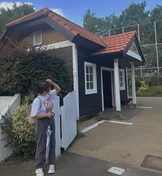 東京にあるの知ってた？宮崎駿監督がデザインを手がけた公園「Aさんの庭」は、ジブリの世界観そのものなんです