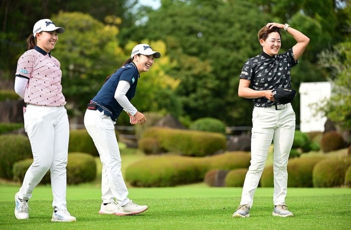 竹田麗央、小祝さくら、岩井明愛の仲よしトリオが懸垂に挑戦！ 三者三様の結果にファンもほっこり笑顔