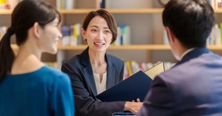 「経営コンサル」の平均年収は「900万円」！正直羨ましいですが、倒産件数は「過去最多」と聞きました。どういった背景があるのでしょうか？