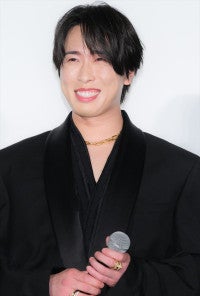宮舘涼太、大事なところで噛み赤面本木雅弘が優しくフォロー