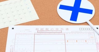 父が多額の「借金」を残して亡くなりました。「相続放棄」をしようと思いますが、注意すべきことはありますか？
