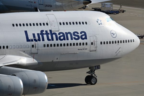ルフトハンザグループ各社、中東発着便の運休継続
