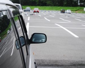 女性記者が「夜な夜な活動する謎の集団がいる場所」で車中泊した結果…「午前2時にノックをしてきた人物」の正体に驚愕