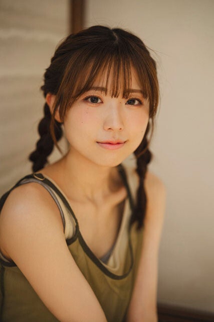 『Link！Like！ラブライブ！蓮ノ空女学院スクールクラブ』の105期生、セラス・柳田・リリエンフェルト役の声優を務める三宅美羽が初のデジタル写真集を発売！「現実の私の青春は、まったくキラキラしてなかったです（笑）」