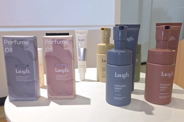 デリケートゾーンにも香りを。laugh.の新作は天然由来成分配合のフェムケアオイル！