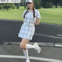 “現役の看護師”グラドル、ミニスカのゴルフウェア姿が「スタイル抜群すぎ」ウエスト58cm