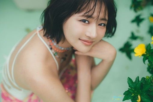 すみぽん、1st写真集『offcourt』好評発売中！ ブラトップ姿のアザーカット第4弾公開