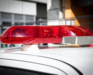 高速道路で「後ろにピッタリ」あおり運転してきた“ガラの悪い”スポーツカーが警察に捕まるまで――仰天ニュース特報