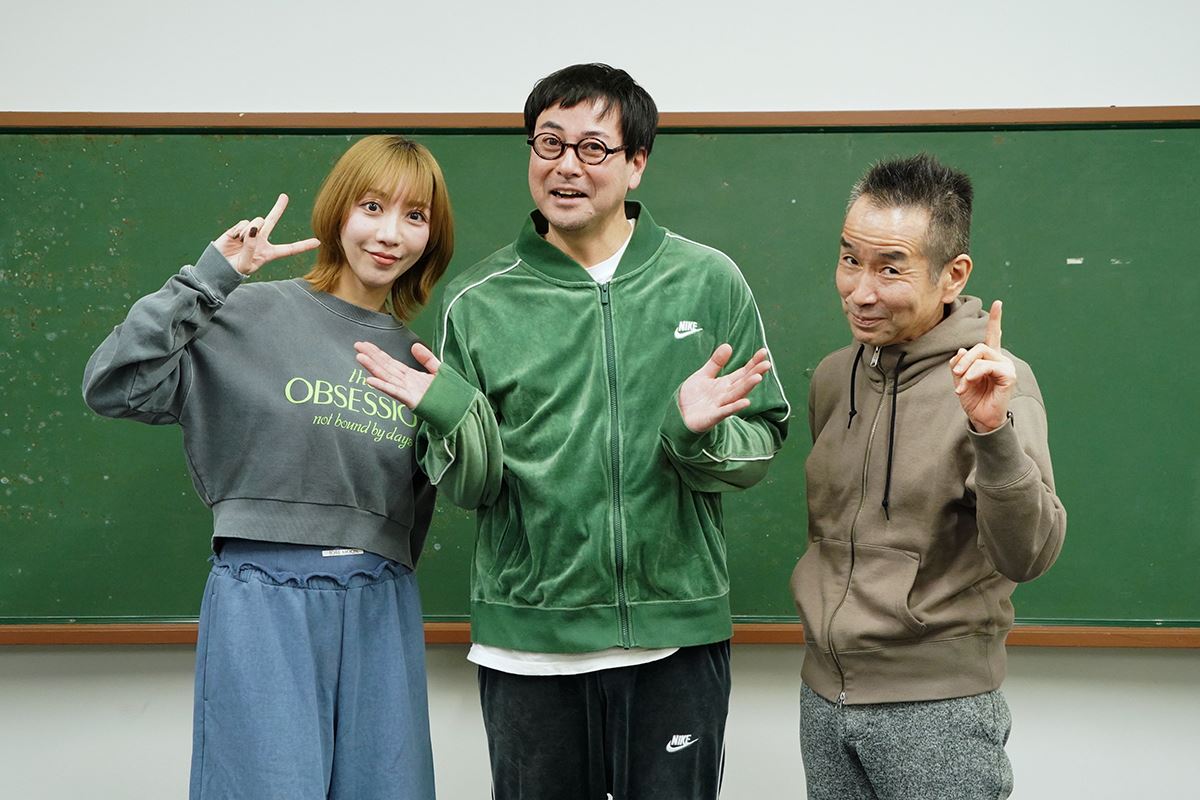 小野寺修二が鈴木浩介、美弥るりからとの創作を振り返る神戸文化ホール『流々転々 KOBE 1942-1946』稽古場写真＆コメント到着