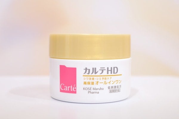 ゆらぎ肌でも、エイジングケアをあきらめなくていい！「カルテHD」の新オールインワンで“攻めのケア”に挑戦