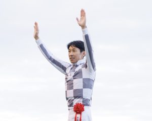 「なぜ勝てない？」武豊×シックスペンスは最下位…日本馬がフランスG1で直面する“30年前との残酷な落差”