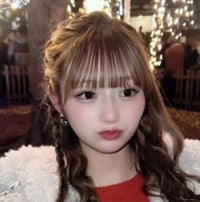 辻希美の17歳娘、美脚ショーパン私服に衝撃シースルーのサンタコスも話題「辻ちゃんそっくり」 - Ameba News [アメーバニュース]