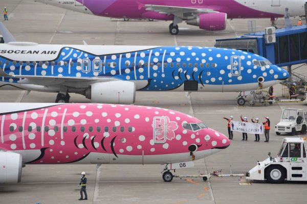 JAL、台風9号で特別対応7月9〜11日の沖縄発着便
