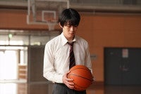 『90メートル』山時聡真×菅野美穂、複雑な思い抱える親子の絆と愛を表現場面写真＆予告解禁