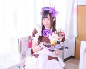 義父からの虐待、実父の愛人からの暴言…「もう家族はいらない」そう思った直後に卵巣がん宣告。“メイド歴18年”女性の壮絶な半生