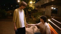 『君は夏のなか』千晴を引き止める渉→キスシーンに大反響「心臓バクバク」「ずっと悶え続けてた」