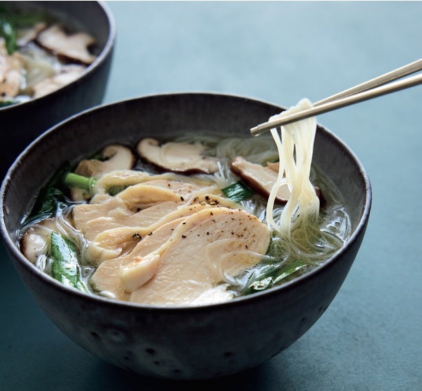 サラダや汁物が豪華になる！便利な「ゆでどり」アレンジ