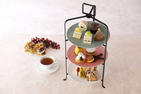 ホテルニューオータニ（東京）、栗とぶどうのアフタヌーンティー11月30日まで