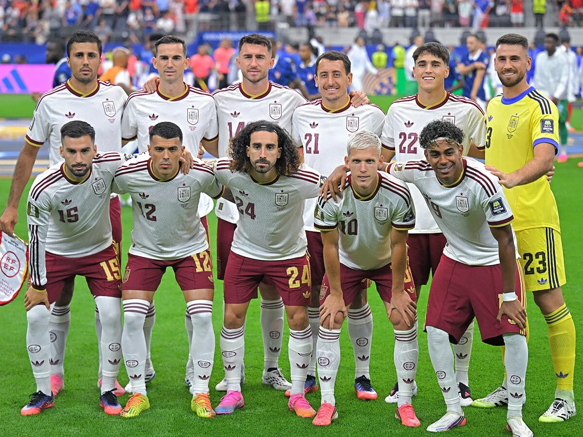 【ワールドカップ】サッカー日本代表が進むべき道 スペインの「構造」に選手を当てはめると？