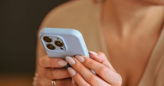 「iPhone」vs「Android」日本で利用者が多いのは？ 全体では「Android」がやや多いも、10代～20代では「iPhone」が多数派に！ それぞれの価格も比較