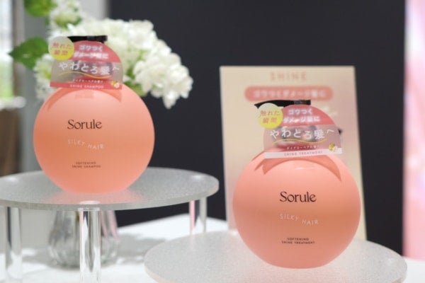 夏に向けてハイトーン髪にしたら、傷んで絡まる（泣）。そんな時はSoruleの新シャンプーで思わず触りたくなる髪に！