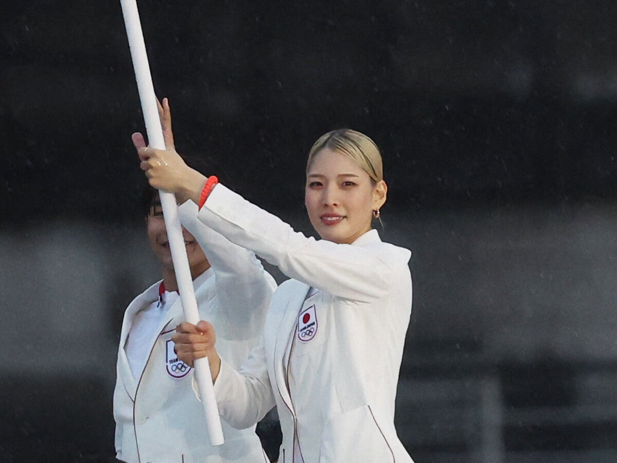 パリオリンピック日本の旗手・江村美咲は女子サーブル「世界女王」強さの理由を東京五輪金メダリストが分析