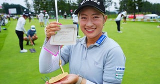 2年前のVを祝うゴールドパターに笑顔プロ4年目の25歳が地元大会で2本目の“金”を狙う
