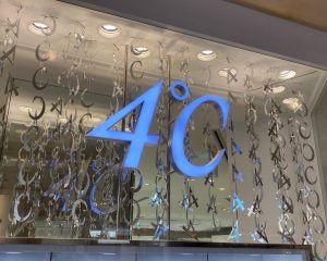 「4℃」店舗数・客数・売上のすべてが減少も、運営会社の業績は絶好調なワケ。今や“4℃論争”も過去の話に