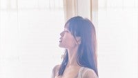 乃木坂46・岩本蓮加、1st写真集『いたずらな風』初ランジェリーショット解禁