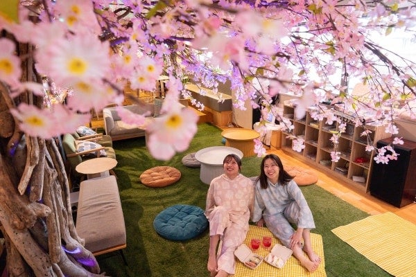 銭湯でお花見って？ 埼玉の「おふろcafe utatane」でインドアお花見イベントを開催中