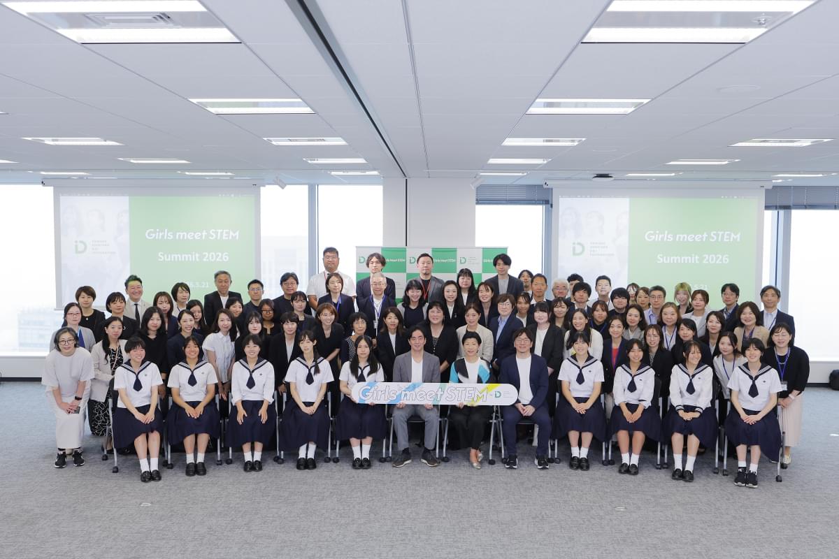 「理系は向いてない」を変える出会い。女子中高生向けSTEM体験とは