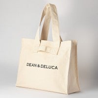 DEAN ＆ DELUCA“仕切り付き”大容量バッグ発売！厚みのある生地で重い荷物を入れても安心