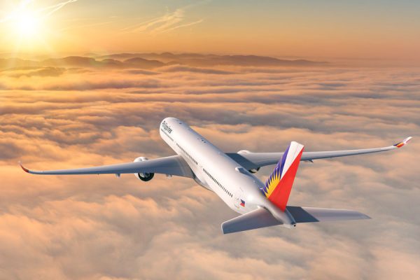フィリピン航空、エアバスA350-1000型機を9機追加発注へ覚書締結
