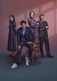 三谷幸喜による新作舞台で小栗旬が主演！『いのこりぐみ』来年1月上演、舞台初挑戦の菊地凛子も出演へ