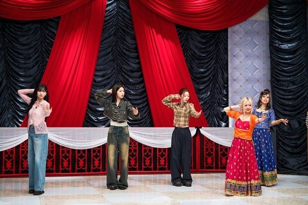 IS:SUEがインドの“ボリウッドダンス”に初挑戦「インドに行ったら踊りたいなって思いました」＜IS:SUE around the WORLD＞