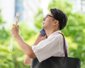 冷房・冷たい飲み物・寝だめが「夏のダルさ」を悪化させるワケ