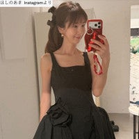 ほしのあき49歳、黒ワンピース姿が「スタイル抜群」「可愛い」夫は13歳年下＆1児の母