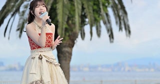 「モアナと伝説の海」モアナ役日本版声優TSUZUMIが福岡に降臨！ 映画プロモーション史上初の会場で海をバックに劇中歌を生歌唱