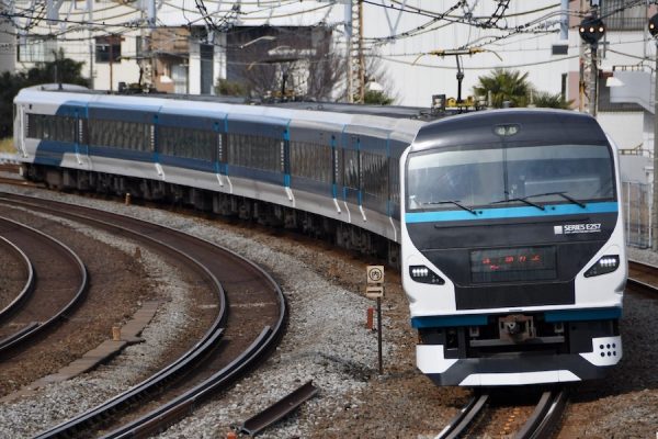 JR東日本の特急、平日限定で半額新宿〜東武日光間が片道2,070円など