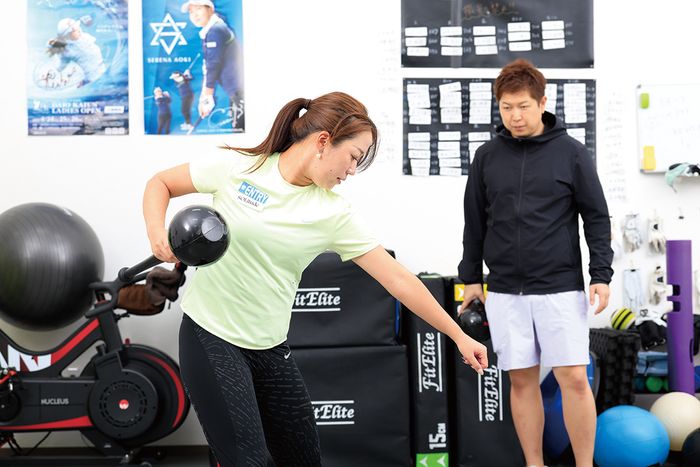 158センチで300ヤード以上 ドラコン女子押尾紗樹は、瞬発系トレーニングで体幹を鍛えていた！